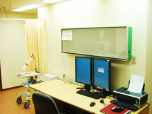 写真：福島脳外科クリニック診察室